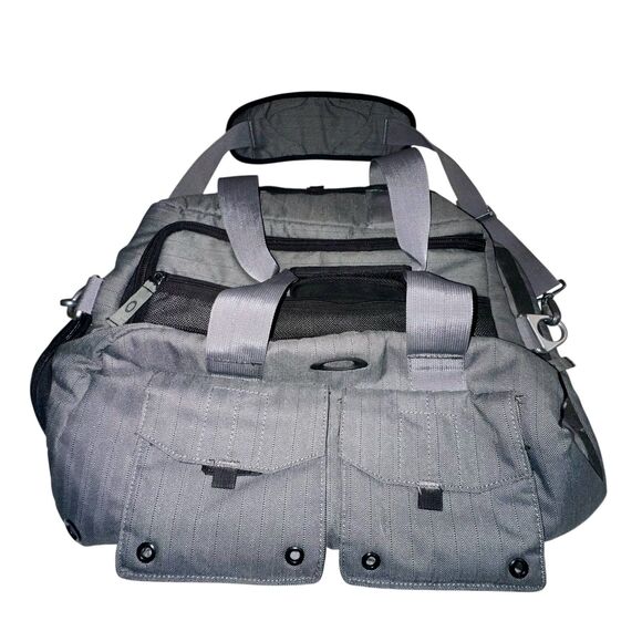 OAKLEY DUFFEL BAG BACKPACK Black Tactical Dry Gear - Picture 1 of 3